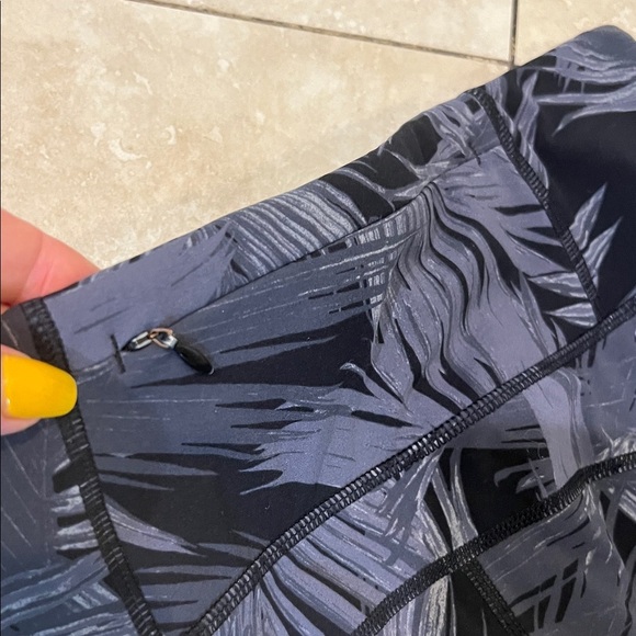 SWEATY BETTY Power Pace 7/8 Workout Leggings Size Small - Picture 8 of 8